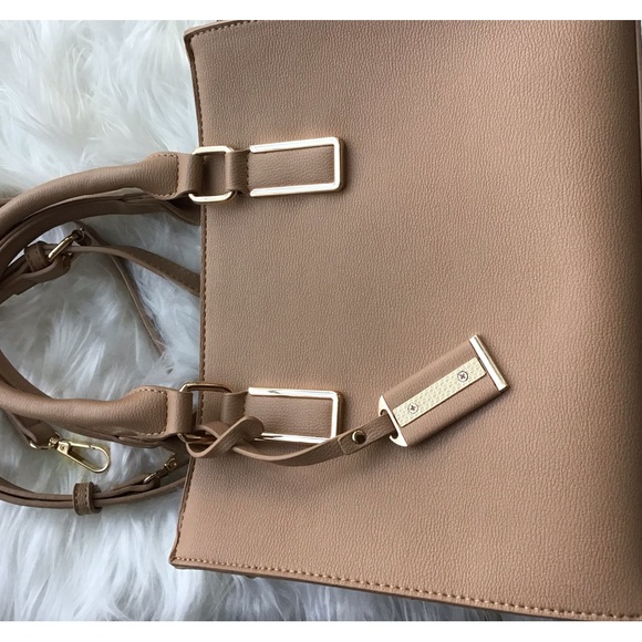 Tote bag, Medium Size in excellent condition, Dusty Beige color - Picture 2 of 6